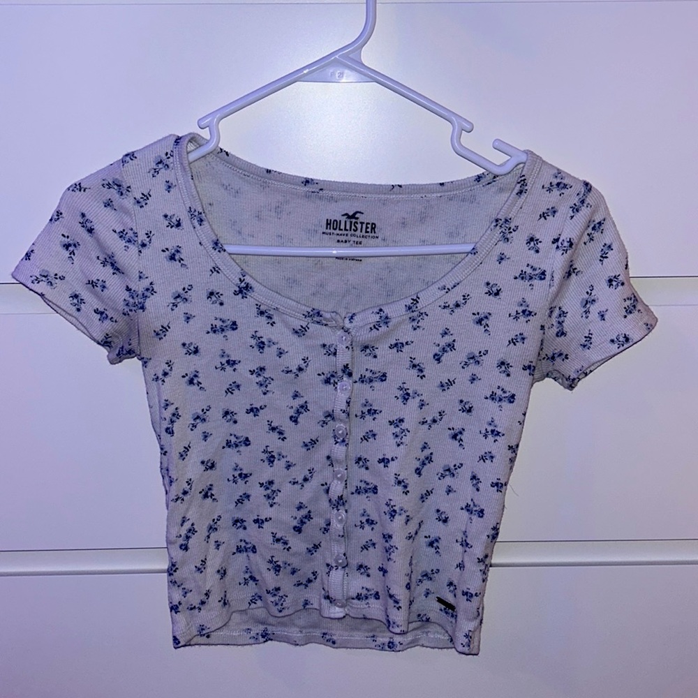 White and Blue flowered Hollister Baby Tee